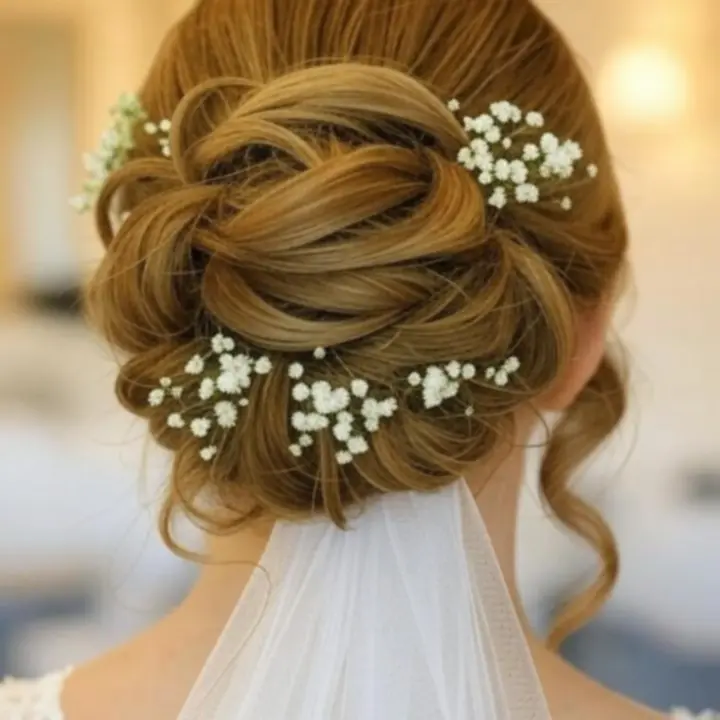 Eleganckie ślubne upięcie włosów wykonane w PieknoStudiio